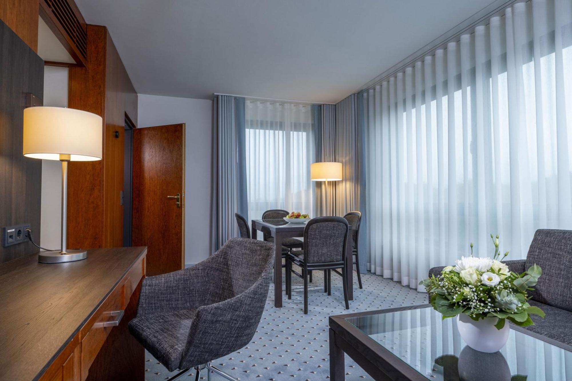 Maritim Hotel BRE Exteriér fotografie