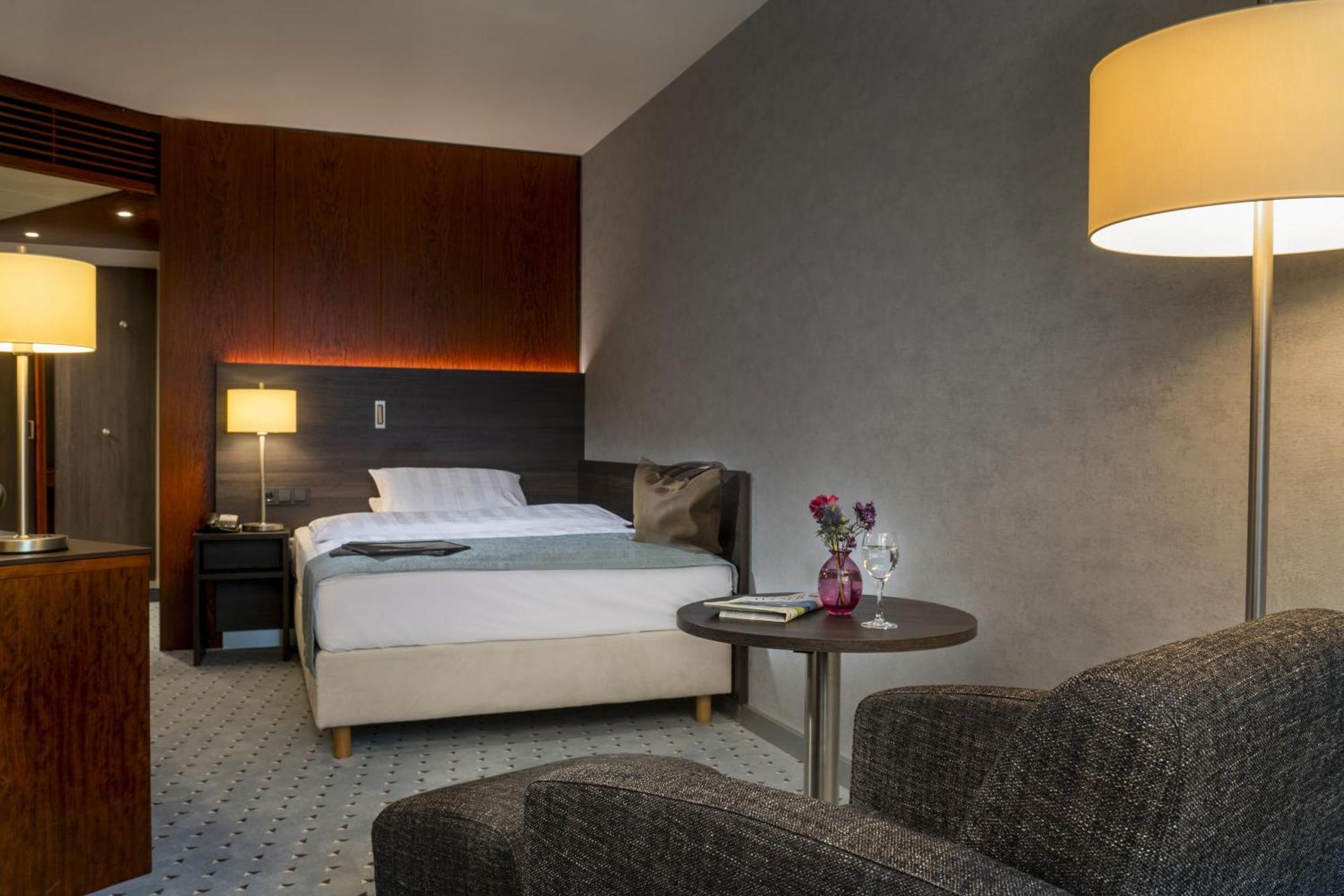 Maritim Hotel BRE Exteriér fotografie