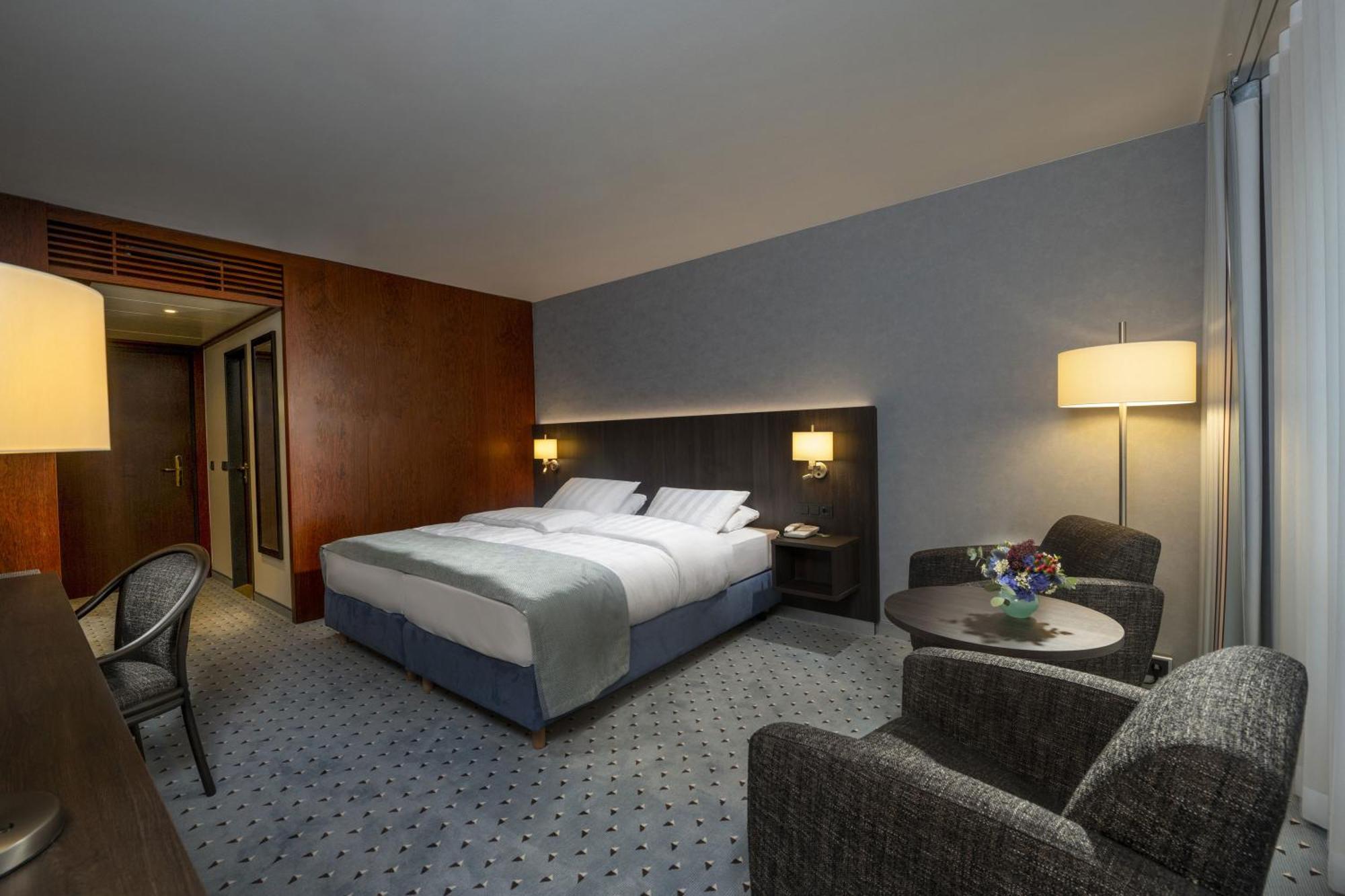 Maritim Hotel BRE Exteriér fotografie