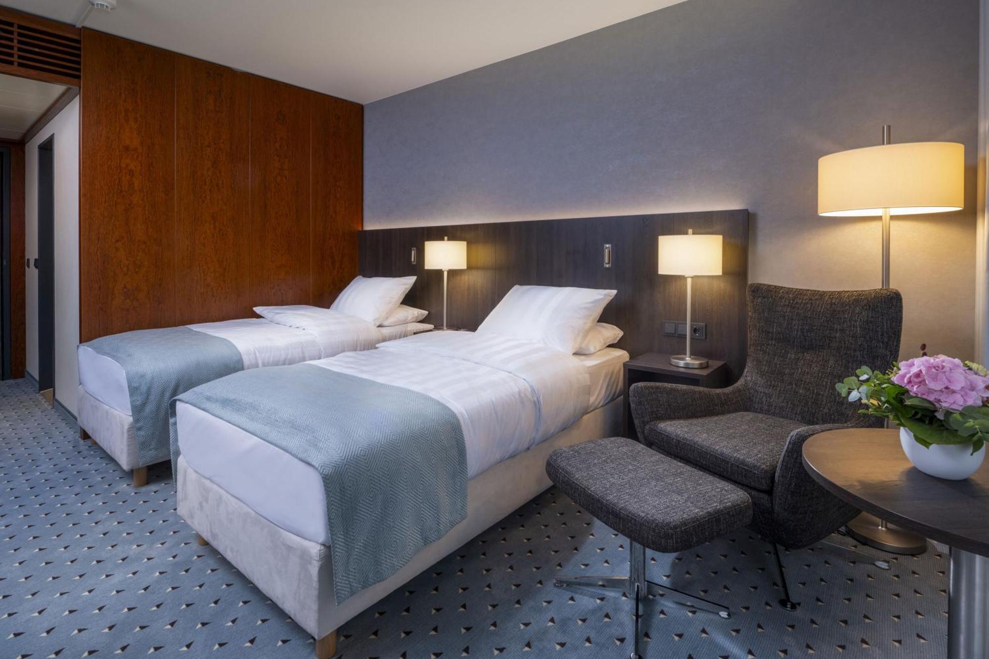 Maritim Hotel BRE Exteriér fotografie